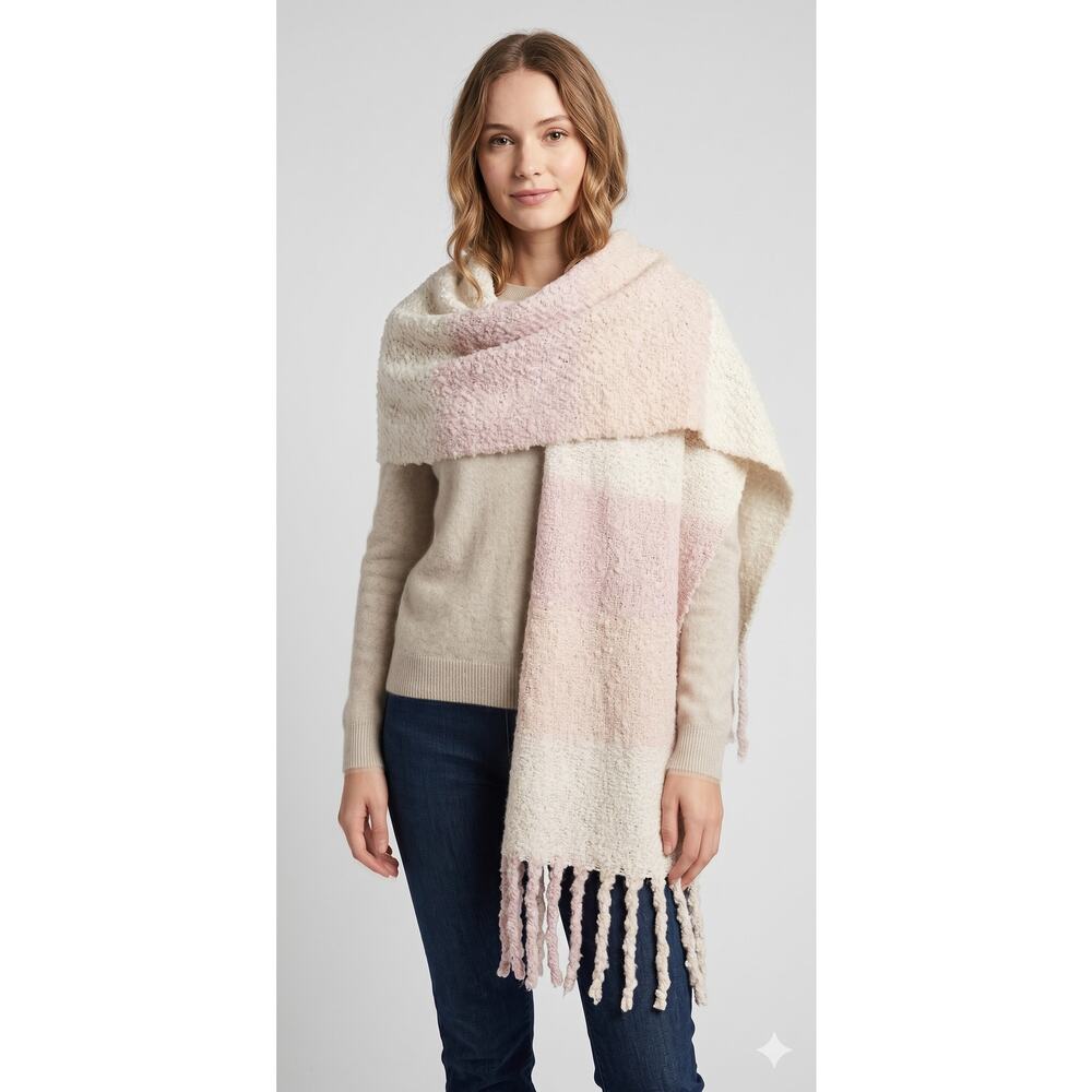 Old Navy NEW NWT Soft Pink and Cream Blanket Scarf with Fringe 22" x 44"